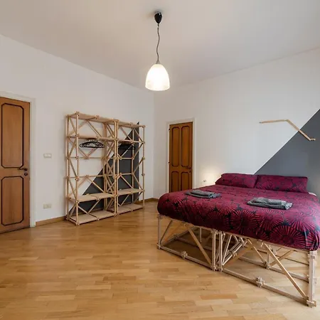 Emanuele בית הארחה *