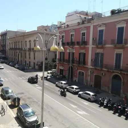 Emanuele 招待所 巴里